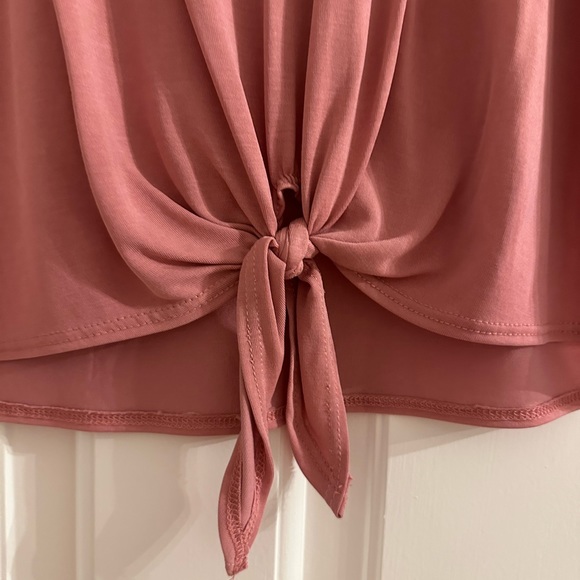 Caution to the Wind Mauve Tie-Front Top - Picture 4 of 5